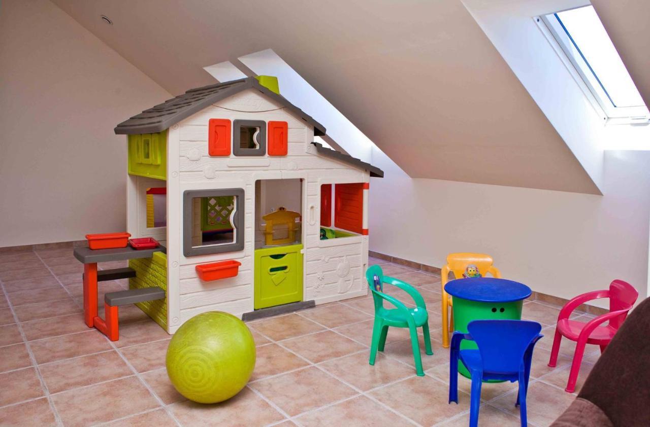 Amelia Apartamenty - Sala Zabaw, 2 Sypialnie, Garaz Podziemny วาดีสวาโวโว ภายนอก รูปภาพ